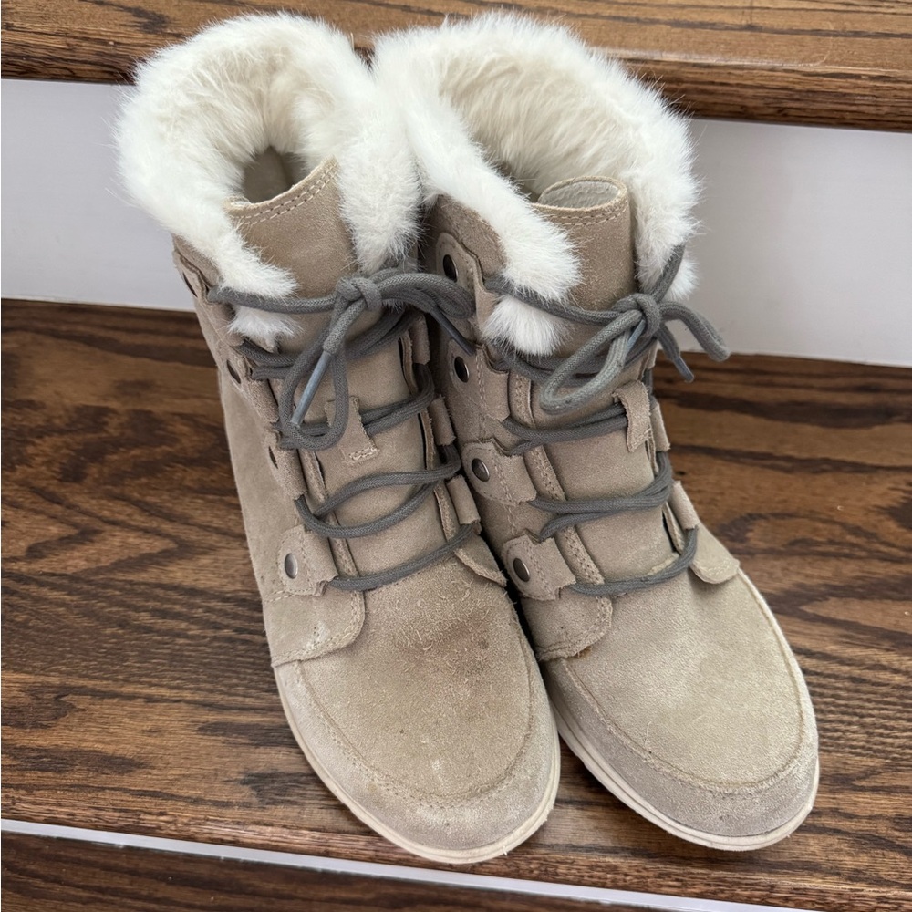 Women's Tan Fur-Lined Boots, Sorel